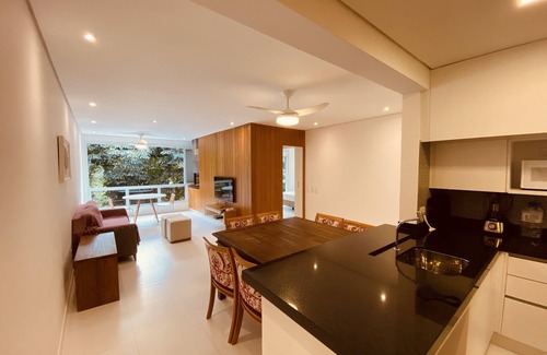 Sao Sebastiao Apartamento | Magical View at Camburyzinho Beach
