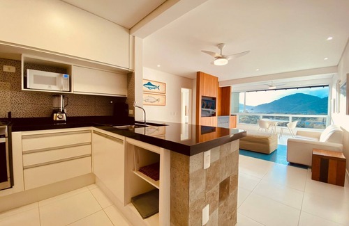 Sao Sebastiao Apartamento | Magical View at Camburyzinho Beach B