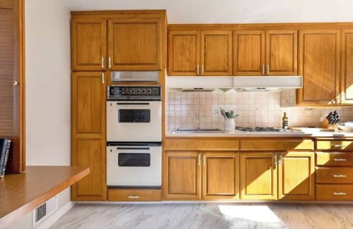 Dolores Heights Apartamento | Magical Views, Safe and Family-Friendly, Parking Onsite
