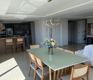 Santinho Apartamento | Magnífica cobertura vista mar