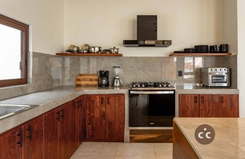 Puerto Escondido Casa | Magnifica Casa Con Alberca Patio y Jacuzzi Privado