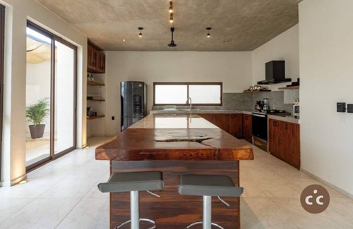 Puerto Escondido Casa | Magnifica Casa Con Alberca Patio y Jacuzzi Privado