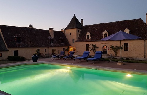 Sarlat-la-Caneda Casa | Magnificant Manor House Con Piscina climatizada justo en las afueras de Sarlat