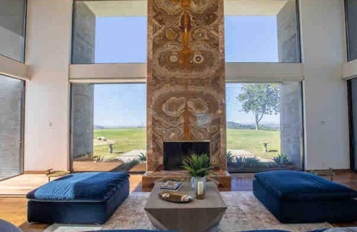 Camarillo Casa | Magnificant