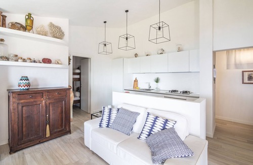 Campulongu Casa | Magnífica villa con impresionantes vistas al mar, piscina panorámica, jardín y WI-FI.