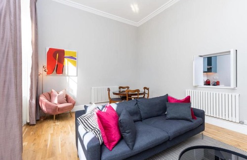 Ballsbridge Apartamento | Magnificent 2 Bedroom Flat in Historic Army Barracks