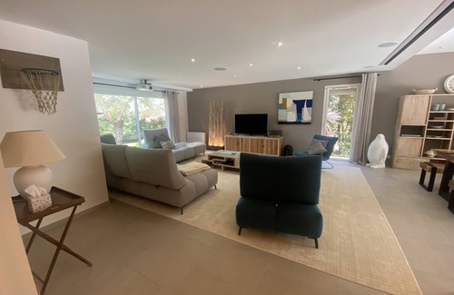 Saint-Cyprien Villa | Magnificent 4-bedroom villa with swimming pool close to the beach