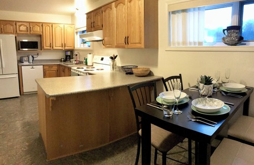 Revelstoke Casa | Magnificent 5 bedroom Downtown Home
