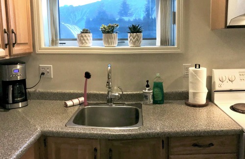Revelstoke Casa | Magnificent 5 bedroom Downtown Home