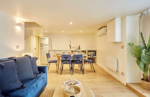 Quartier de la Roquette Apartamento | Magnificent AC duplex Bastille Le Marais