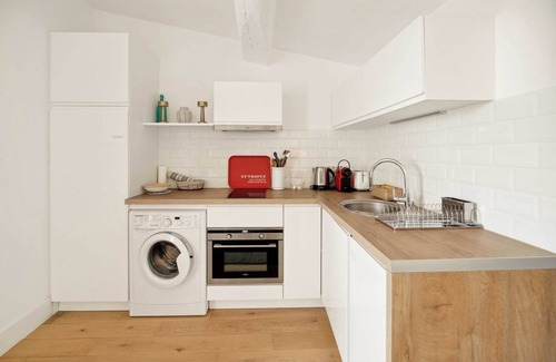 Old Town Apartamento | Magnificent apartment - AC- 2BR- Saint-Tropez