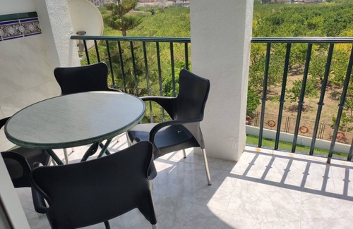 Almunecar Apartamento | Magnífico apartamento con piscinas, terraza y vistas al mar y la Vega, Wifi-Sate