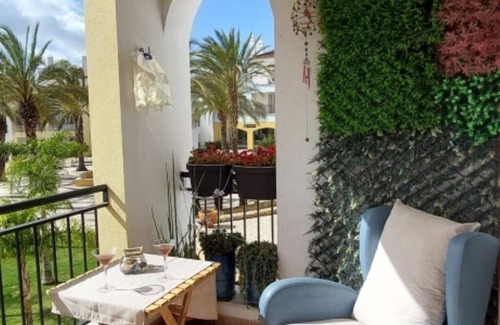 Canada Apartamento | Magnificent apartment located in a condominium with swimming pool and gardens