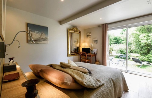 Sadirac Cama Y Desayuno | MAGNIFICENT B&B on Bordeaux's Right Bank