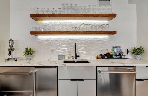Dewey Beach Condominio | Magnificent bay views " Luxury Defined"