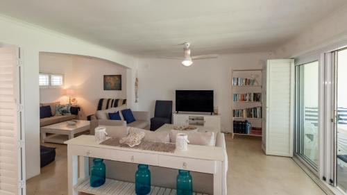 Zinkwazi Beach Casa | Magnificent beach house with stunning ocean views!