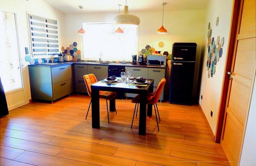 Payzac Casa | ¡Hermosa casa rural en Ardèche con piscina!