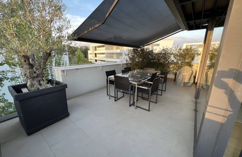 Caldes de Malavella Apartamento | Magnificent penthouse in the heart of Camiral Golf & Wellness-Barcelona