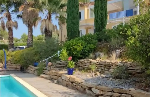 La Cadiere-d'Azur Villa | Magnificent family villa with sea view and swimming pool