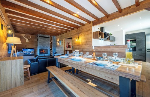 Orcieres-Merlette Chalet De Esquí | Amplio apartamento en chalet