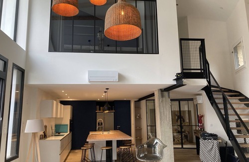 Bazus Casa | Magnificent, fully renovated village LOFT with swimming pool.