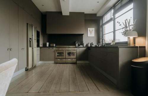 Vorst Apartamento | Magnificent loft - 3 bedroom duplex