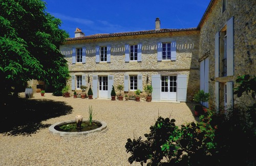 Montcaret Casa | Magnífica Maison de Maître & Cottage Sleeping 14 con piscina y sala de juegos