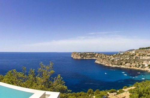 Port d'Andraitx Villa | Magnificent Mallorcan Villa I Incredible Sea Views I Luz Del Sol I 6 Bedrooms I Gym I Sauna I Hot Tub I Andratx