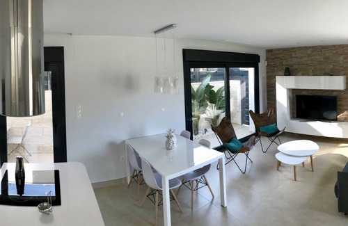 Benijofar Villa | Magnífica villa moderna con jacuzzi privado climatizado con vistas a la montaña