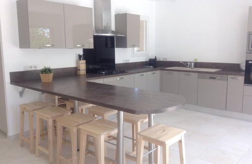 Ventabren Casa | Nueva Villa Hermosa 6-8
