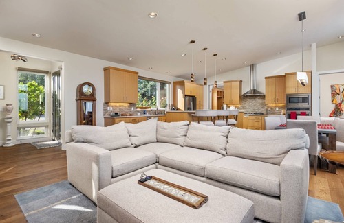 Dundee Casa | Great Deals on Summer Stays!