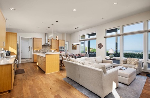 Dundee Casa | Great Deals on Summer Stays!