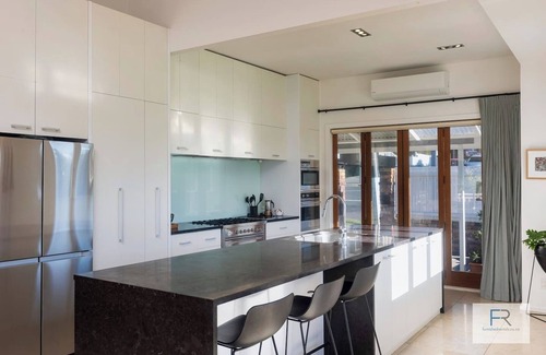 Grey Lynn Casa | Magnificent Parkside Retreat