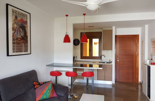 Velilla-Taramay Casa | Magnífica propiedad con vistas al mar y a la montaña, a 300 metros de la playa.