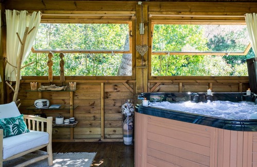 Grans Casa | MAGNIFICENT PROVENÇAL HOUSE 6 pers 3 bedrooms garden swimmingpool playground SPA