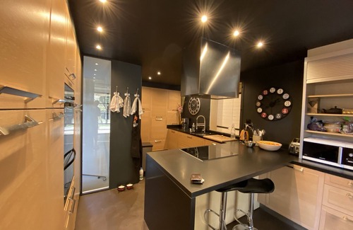 Aurons Villa | Magnífica villa provenzal de 300 m2 con aire acondicionado y una gran piscina orientada al sur.