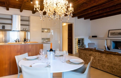 Citta Antica Apartamento | Magnífica residencia con vistas a Piazza Erbe