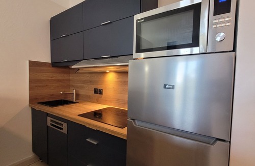 La Croix des Gardes Apartamento | Magnificent Sea View, Swimming Pool, Great Comfort, Air Conditioning and Parking