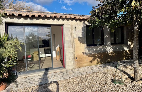 Eguilles Apartamento | Magnificent T2 Furnished House