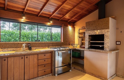 Itaipava Casa | Magnificent views, 3 suites, pool w/ heated tub