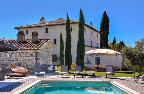 Il Poggio Villa | Magnificent villa in Val D'Orcia