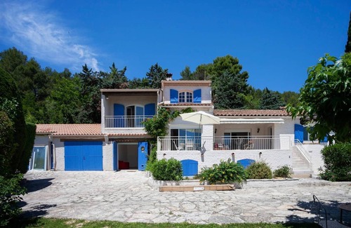 Grabels Casa | Hermosa villa en bonito pueblo cerca de Montpellier, piscina.