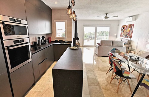 Orihuela Costa Villa | Magnífica villa en Orihuela Costa cerca de todo con piscina privada