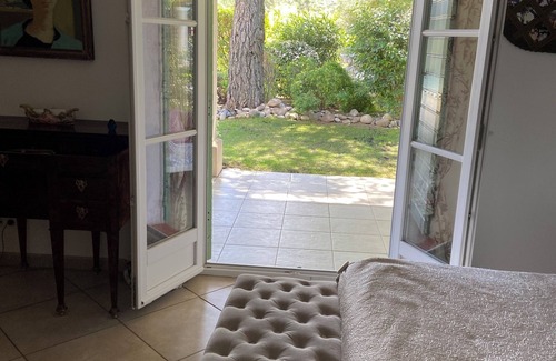 Pont Royal Cama Y Desayuno | Magnificent Villa on 18 and 6-hole golf course