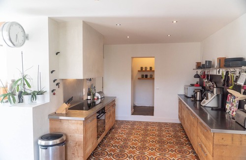 Ecusson Casa | Magnífica propiedad, piscina y amplio jardín en el corazón de Montpellier.