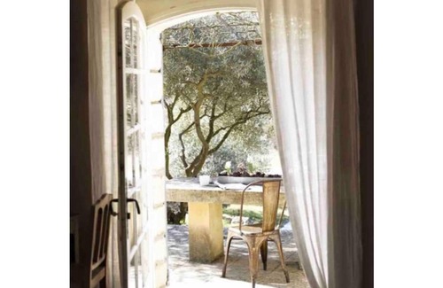 Menerbes Villa | Magnificent villa with swimming pool in the Luberon