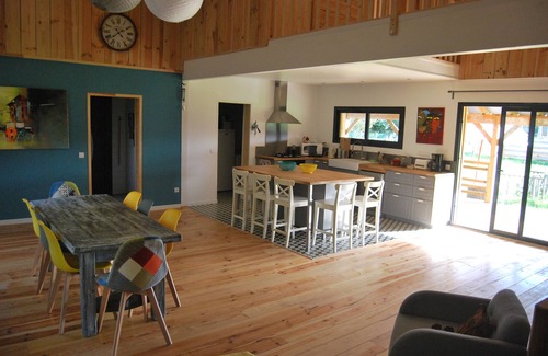 Naujac-Sur-Mer Casa | HERMOSA CASA DE MADERA CON PISCINA CLIMATIZADA A 10KM DEL OCÉANO