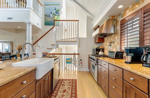 Villas Casa | Magnificient Luxurious Home with Built-in Pool on the Beach