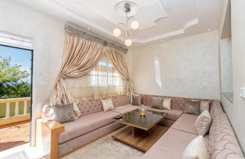 Mnar Casa | Magnifique appartement avec jardin en face de la mer