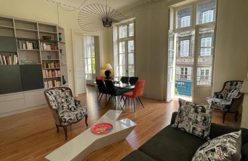 Hotel de Ville - Quinconces Apartamento | Magnifique Appartement Bordeaux centre historique